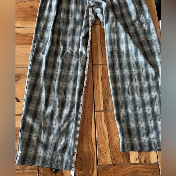 Urban outfitters high waisted plaid pants - Picture 4 of 4